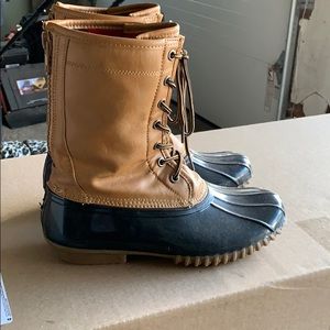 Duck boots,great condition just way to big for me